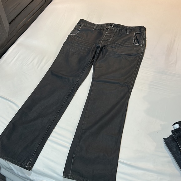 3 jeans in bundle - Picture 3 of 9